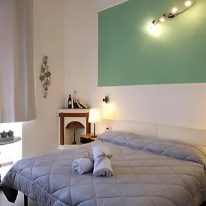 *** Guest house Residenza Le Rondini Italy
