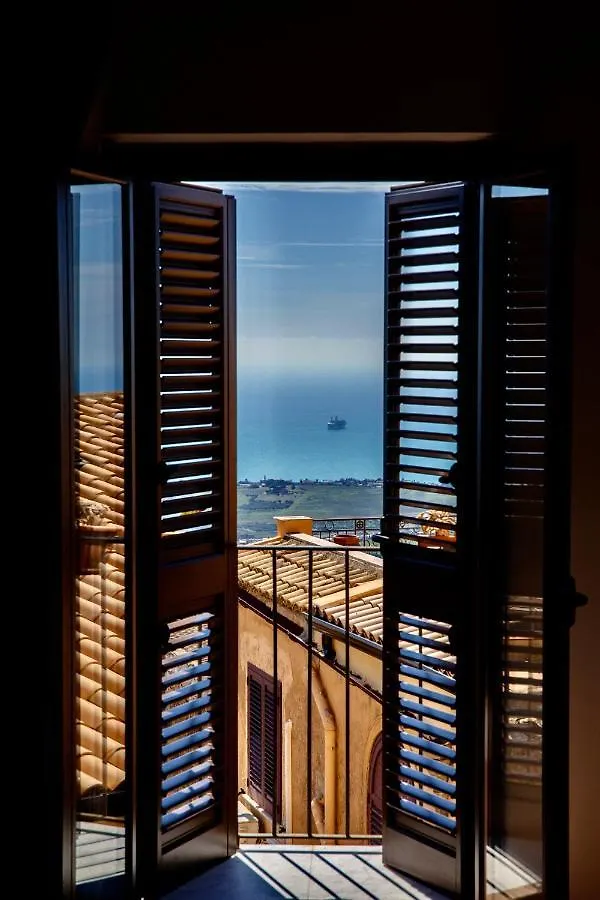 Le Teste Di Moro Al Duomo Agrigento 0*,  Italy