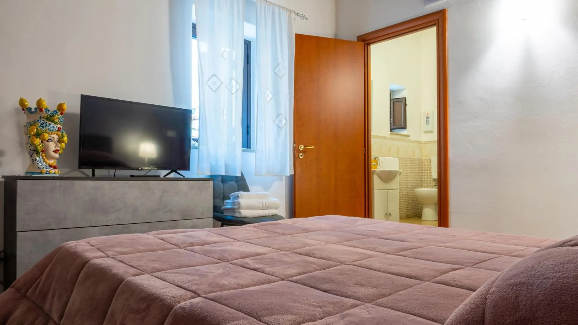 Bed & Breakfast Le Teste Di Moro Al Duomo Agrigento